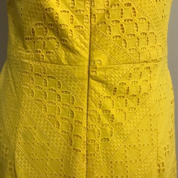 Maggy London Soleil Ribbon Eyelet Sheath  Dress - Picture 6 of 7